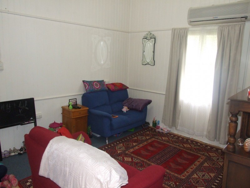 7 Gleeson Street, Crows Nest QLD 4355