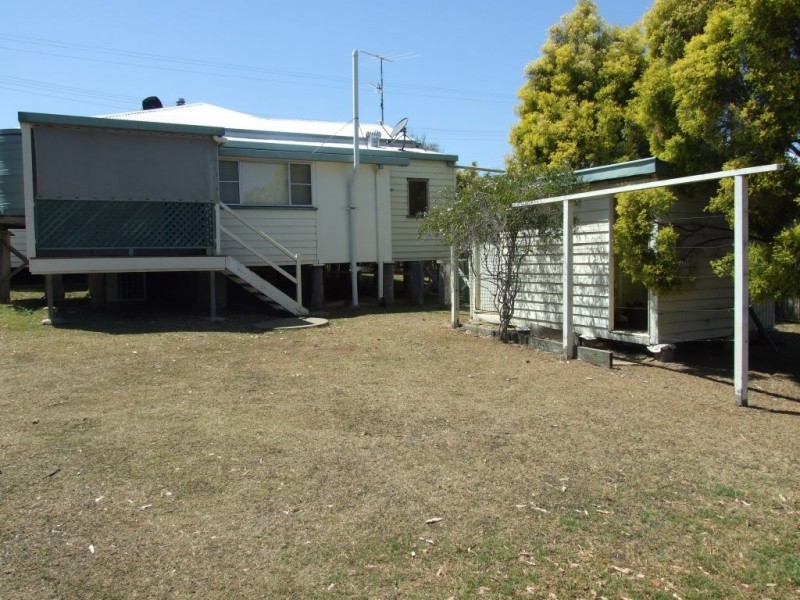139 Mocatta Street, Goombungee QLD 4354