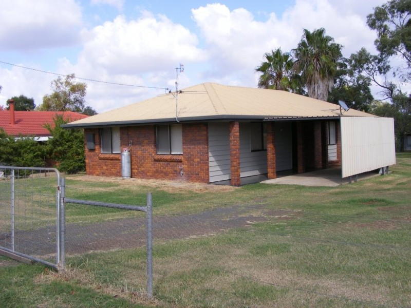 3 Nicholas Street, Goombungee QLD 4354