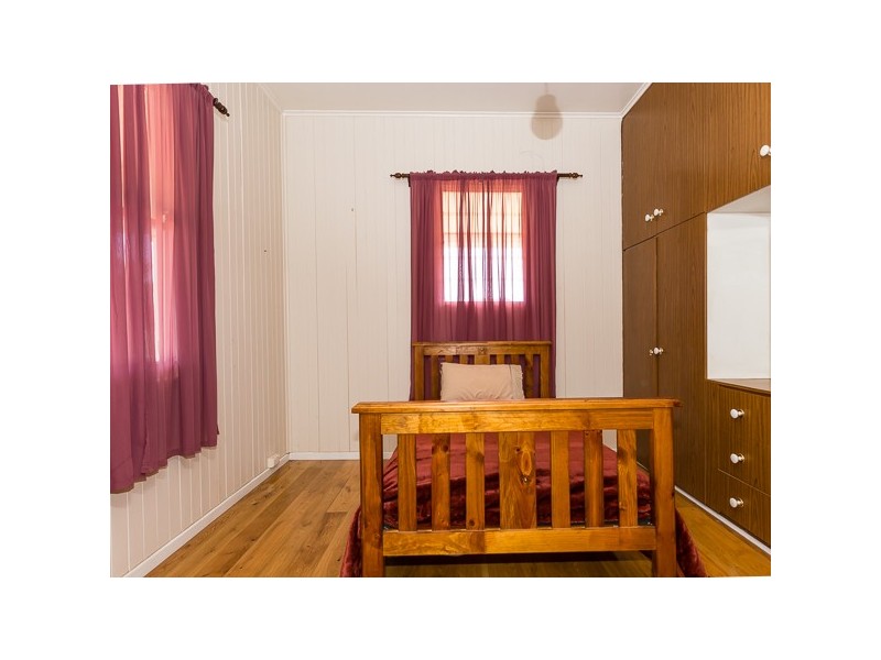 2 Toowoomba Road, Crows Nest QLD 4355