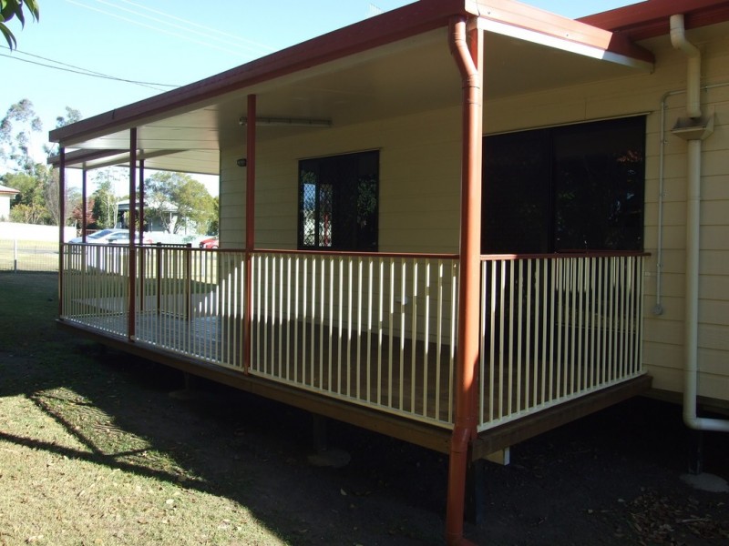 26 Albert Street, Crows Nest QLD 4355