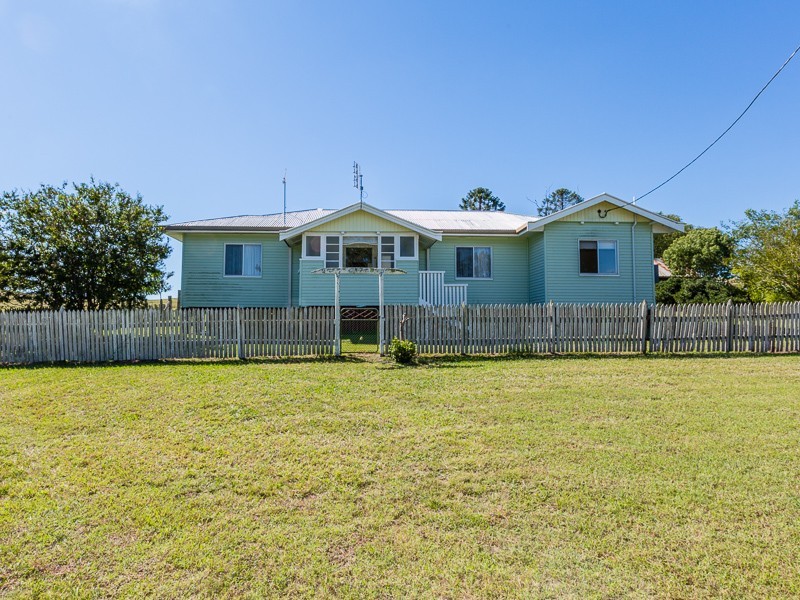 37 Maddern Road, Crows Nest QLD 4355