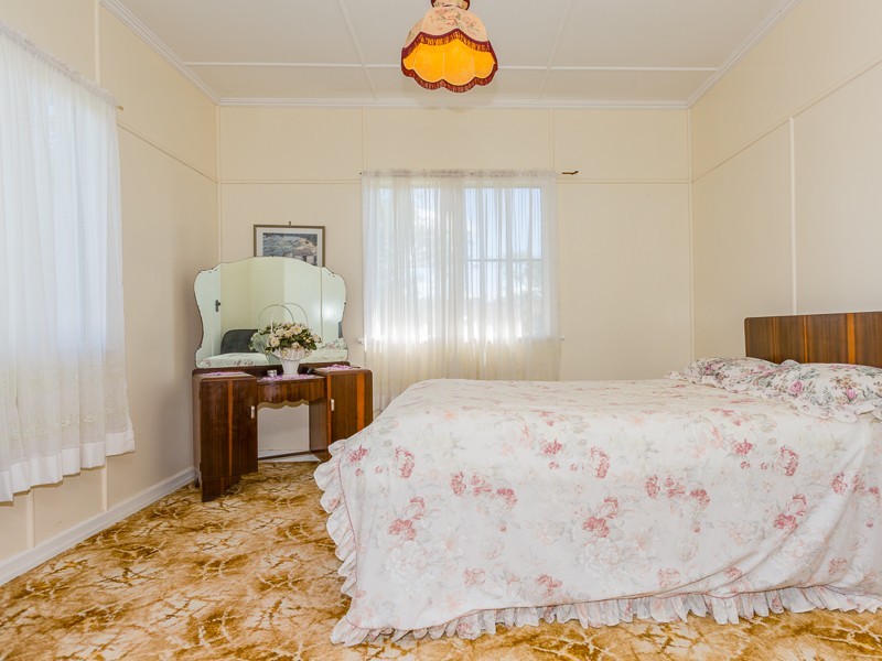 37 Maddern Road, Crows Nest QLD 4355