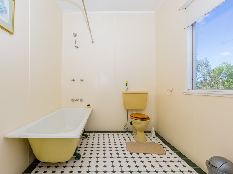 37 Maddern Road, Crows Nest QLD 4355