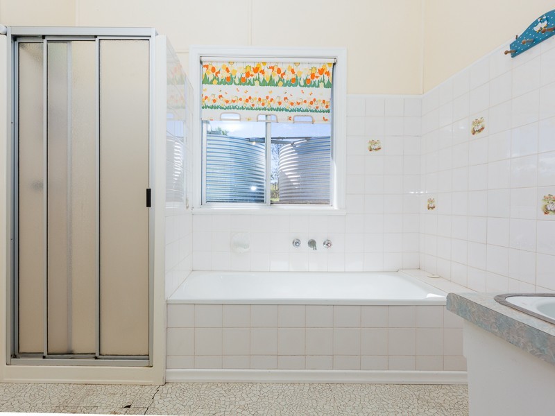 37 Maddern Road, Crows Nest QLD 4355