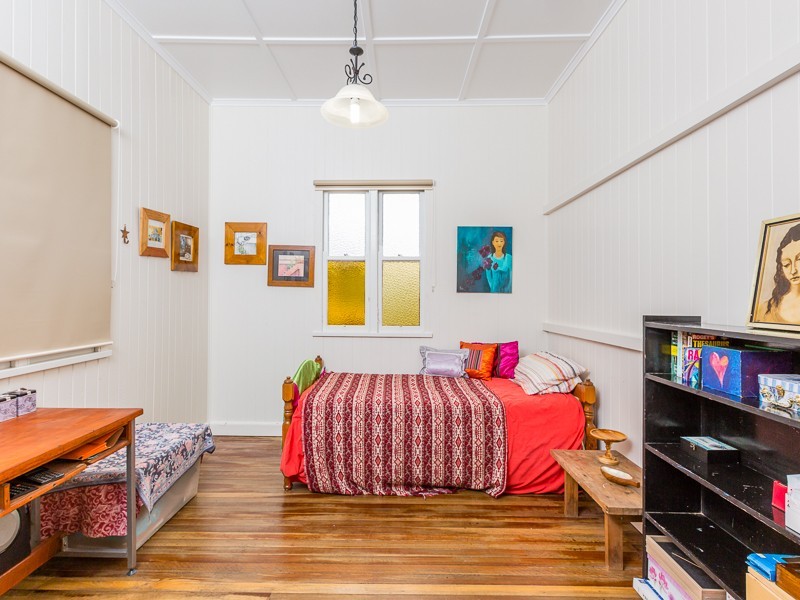 1 Park Road, Crows Nest QLD 4355