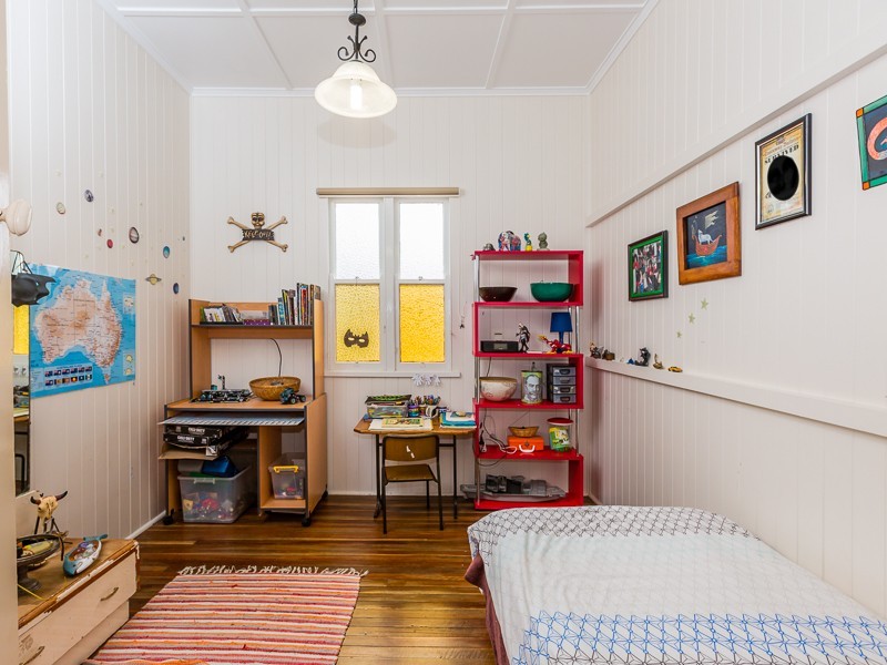 1 Park Road, Crows Nest QLD 4355