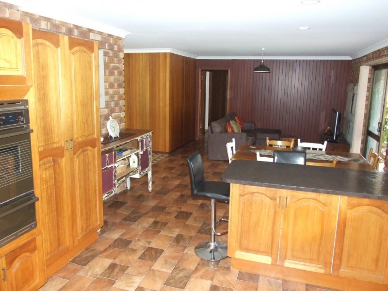 4386 New England Highway, Crows Nest QLD 4355