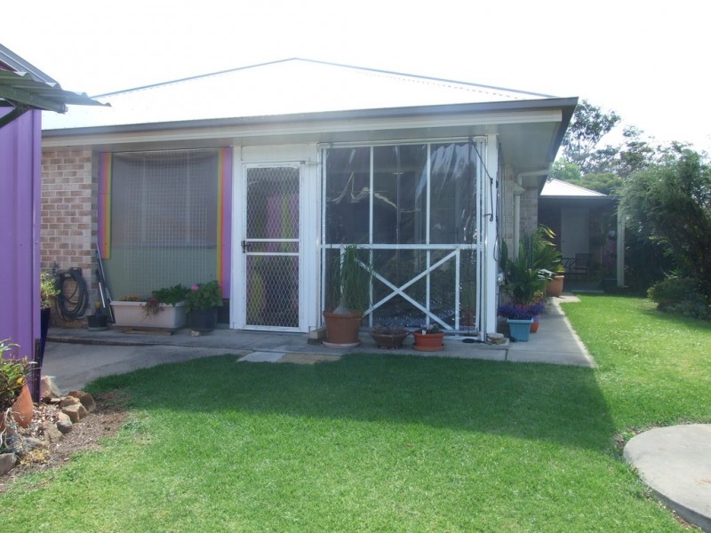 3 Olsen Drive, Crows Nest QLD 4355