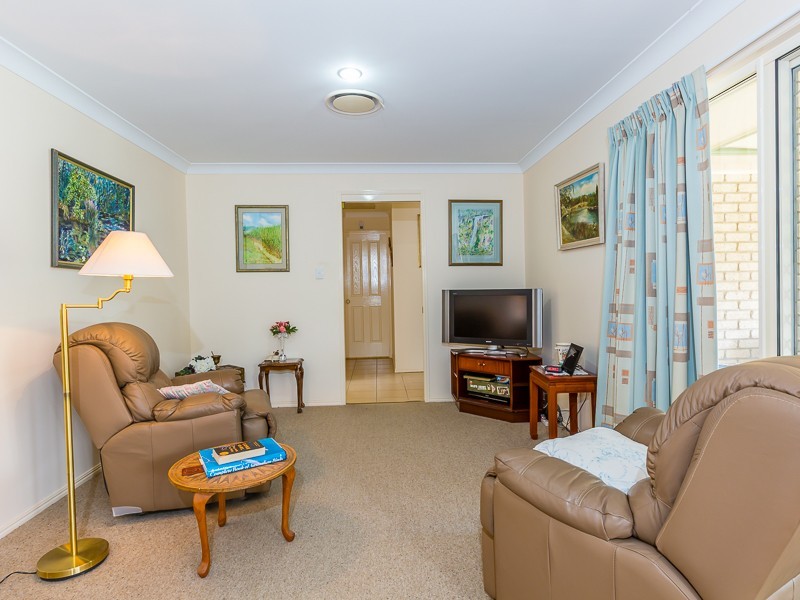 15 Parkland Drive, Crows Nest QLD 4355