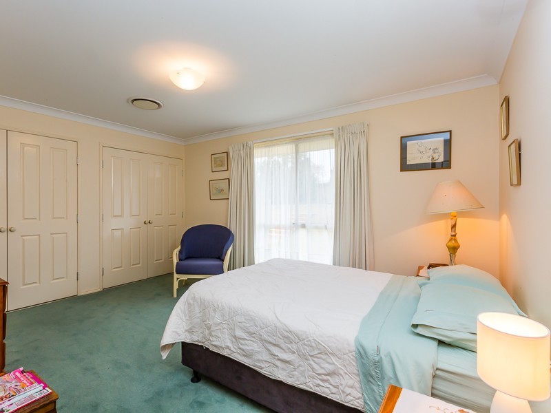 15 Parkland Drive, Crows Nest QLD 4355