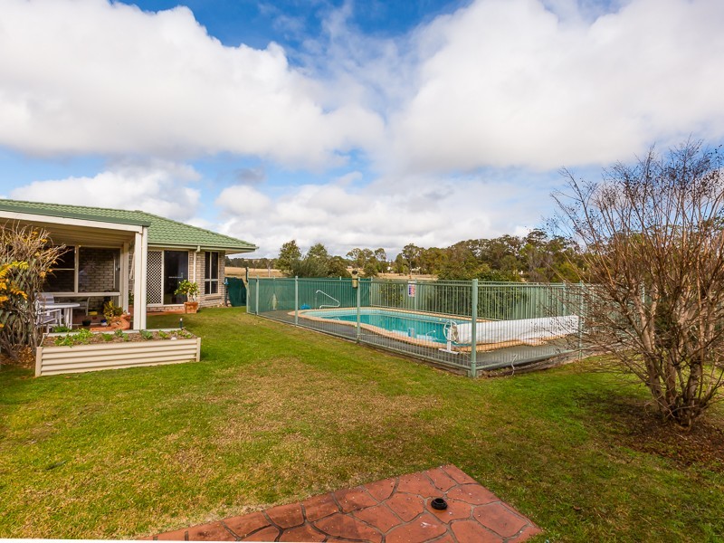 15 Parkland Drive, Crows Nest QLD 4355