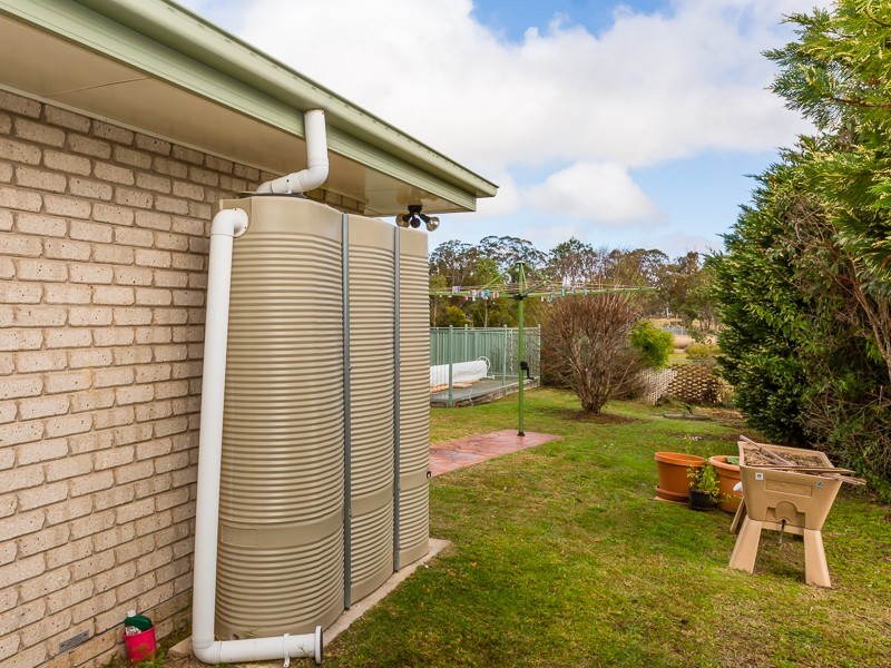 15 Parkland Drive, Crows Nest QLD 4355