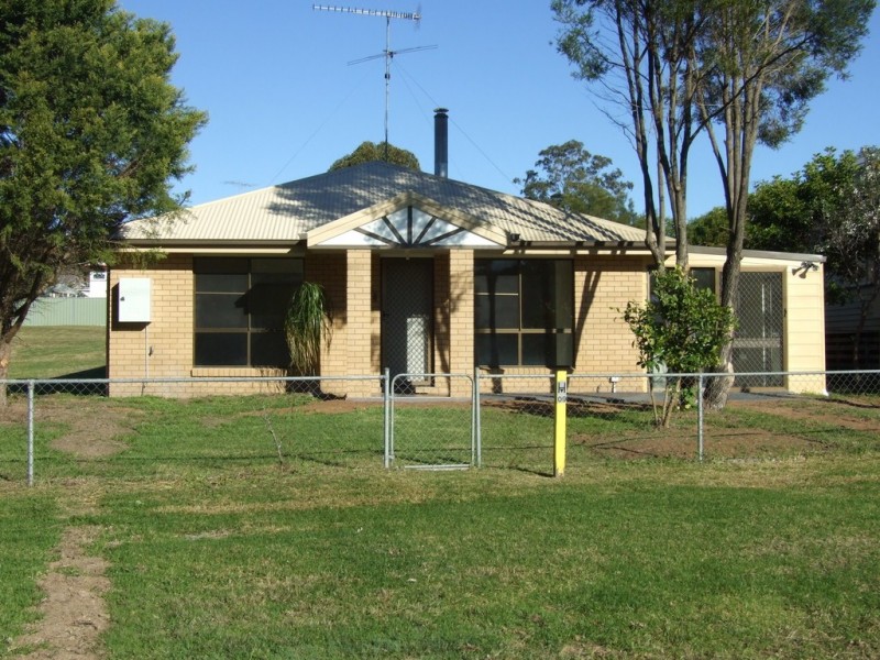 3 Gleeson Street, Crows Nest QLD 4355