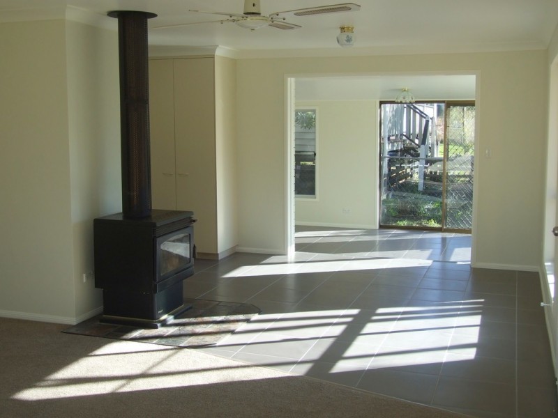 3 Gleeson Street, Crows Nest QLD 4355