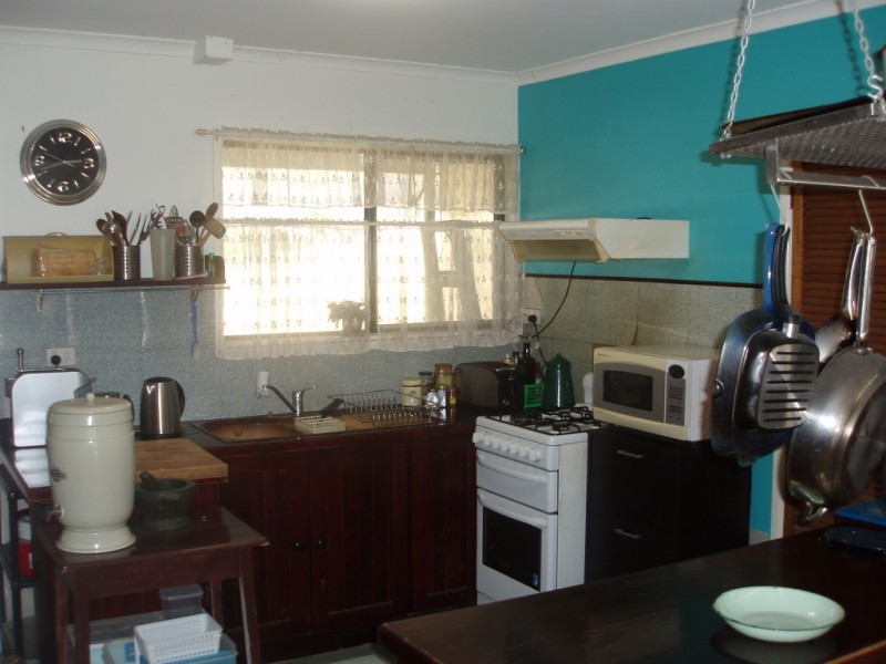 16 Pinnell Road, Crows Nest QLD 4355