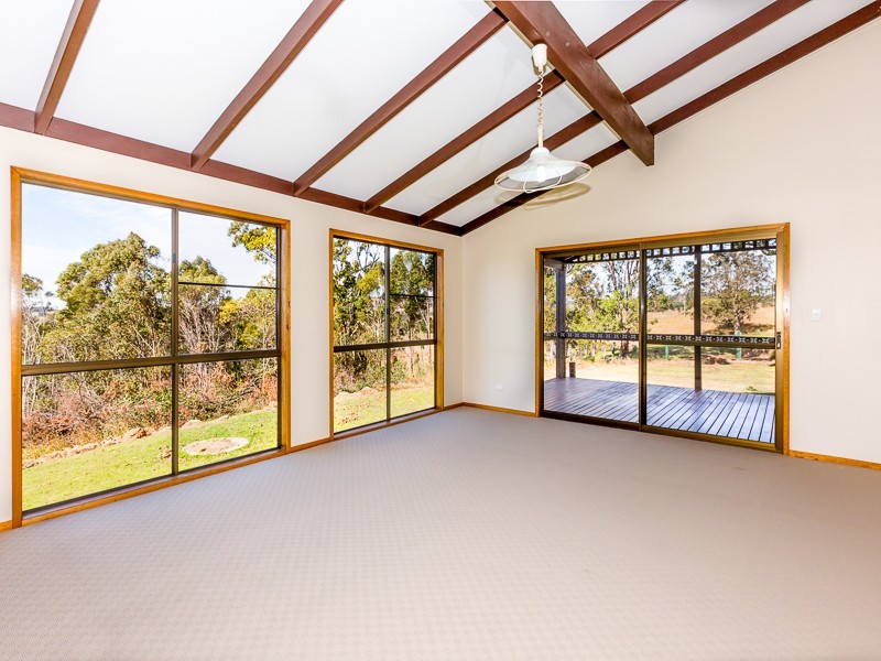 10 Towerpark Court, Crows Nest QLD 4355