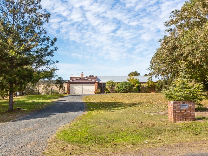 10 Towerpark Court, Crows Nest QLD 4355