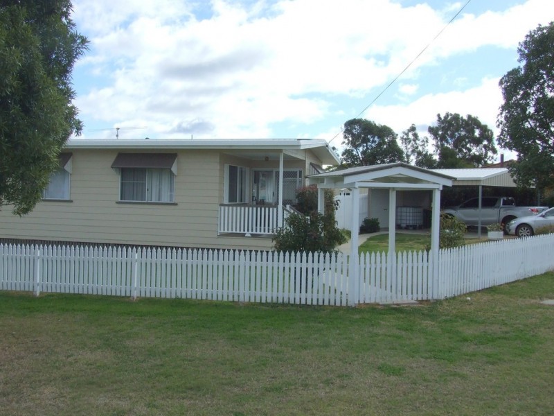 11 John Street, Goombungee QLD 4354