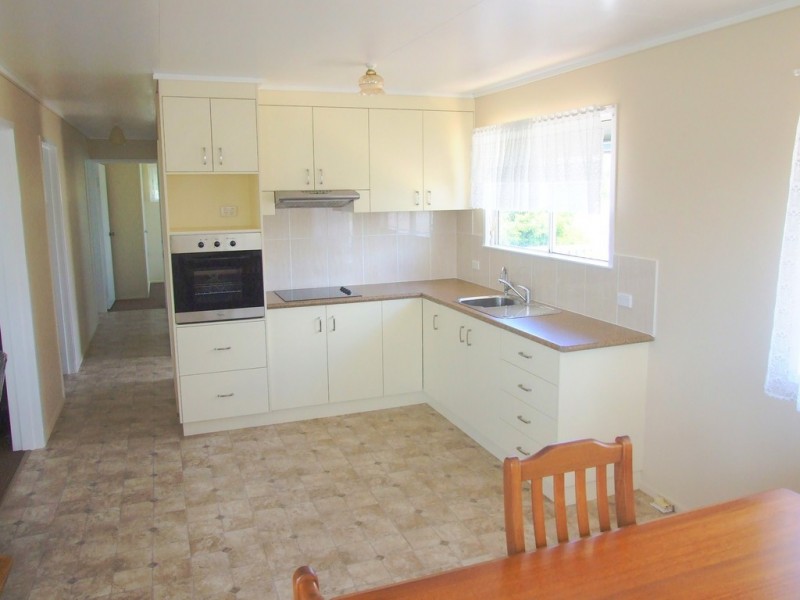 11 John Street, Goombungee QLD 4354