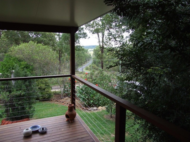 8 Pinnell Road, Crows Nest QLD 4355