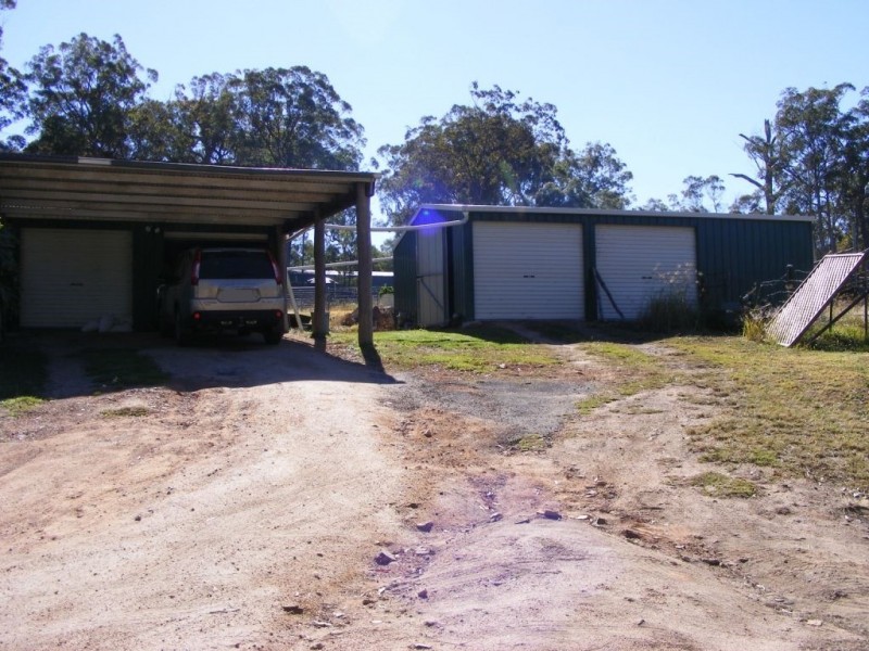 8 Pinnell Road, Crows Nest QLD 4355