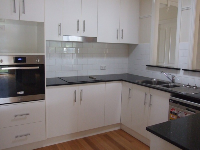 26 Samuel Avenue, Crows Nest QLD 4355