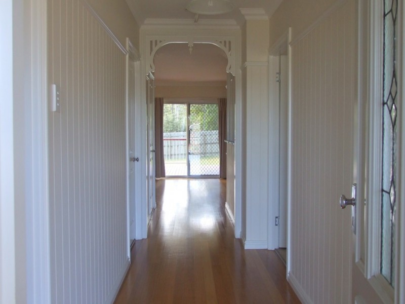 26 Samuel Avenue, Crows Nest QLD 4355