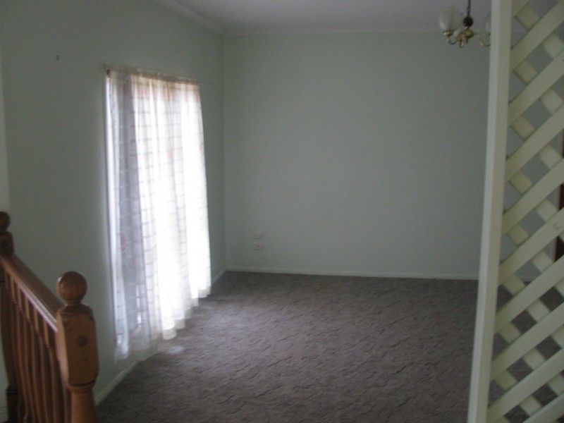 63 Albert Street West, Crows Nest QLD 4355