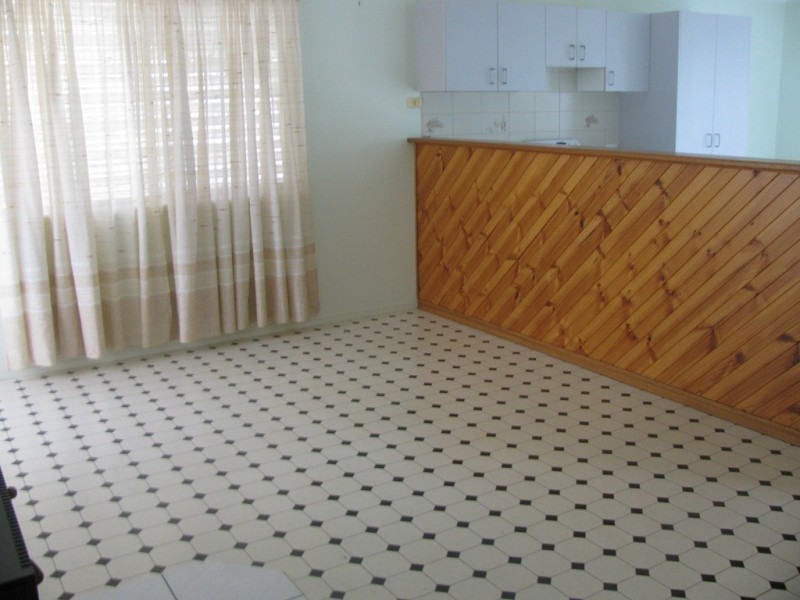 63 Albert Street West, Crows Nest QLD 4355