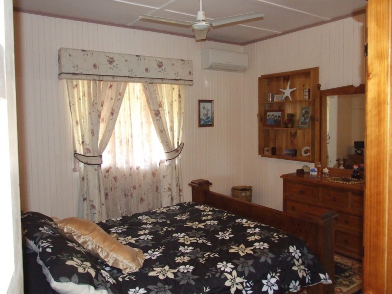 138 Perseverance Hall Road, Ravensbourne QLD 4352