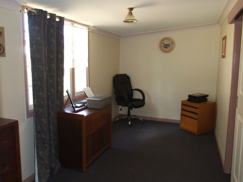 138 Perseverance Hall Road, Ravensbourne QLD 4352