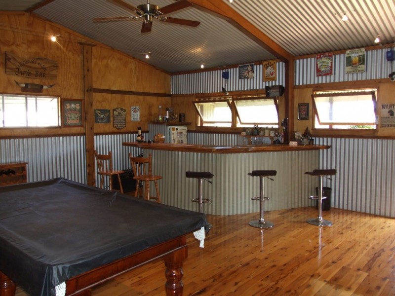 138 Perseverance Hall Road, Ravensbourne QLD 4352