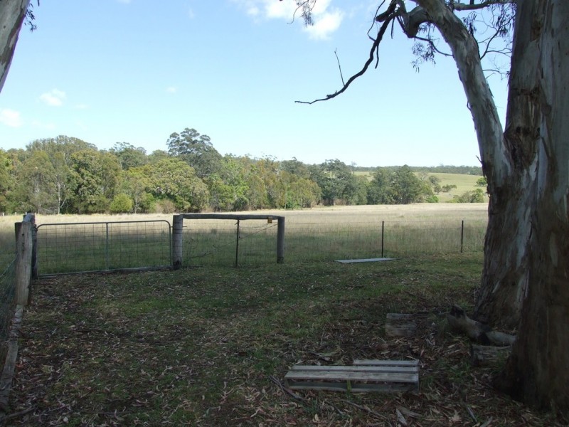 138 Perseverance Hall Road, Ravensbourne QLD 4352