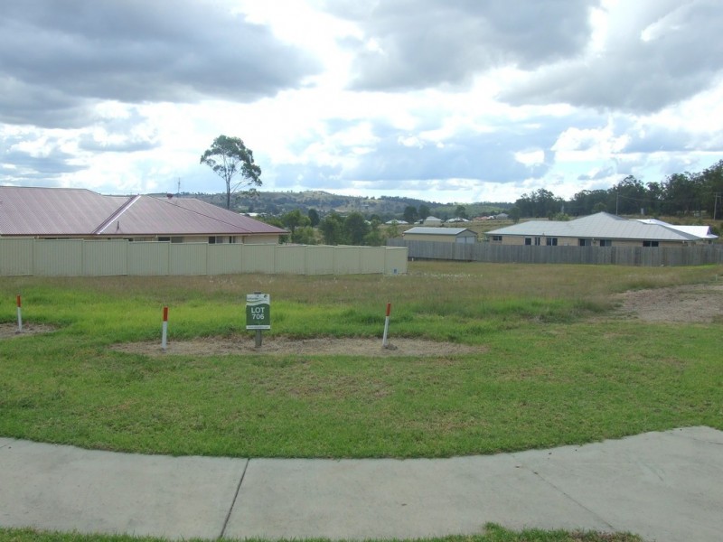4 Cedarwood Drive, Crows Nest QLD 4355