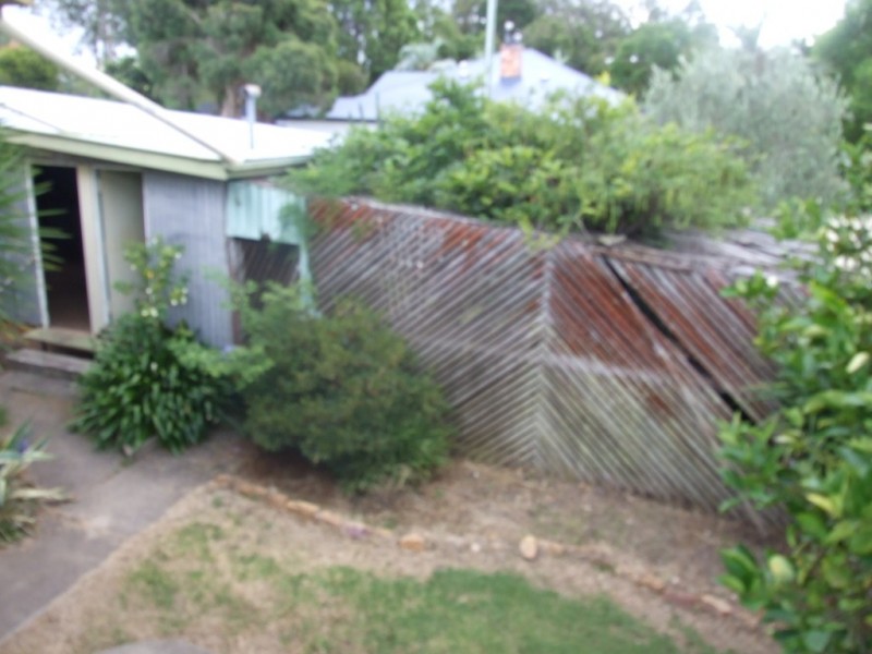 16 Esk Street, Crows Nest QLD 4355