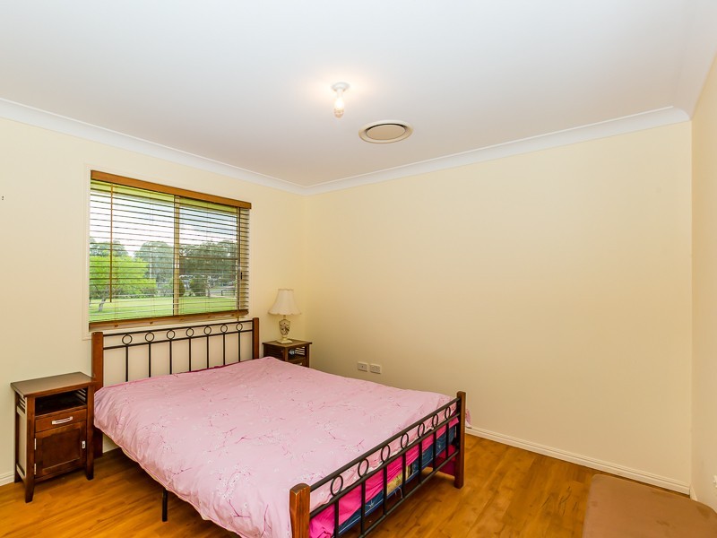 10 Devoncourt Road, Crows Nest QLD 4355