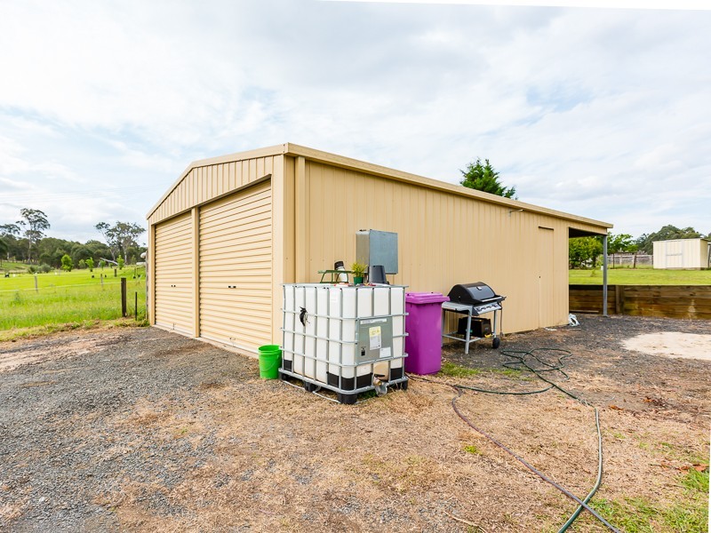 10 Devoncourt Road, Crows Nest QLD 4355