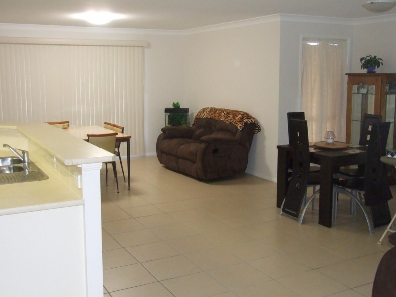 14 Samuel Avenue, Crows Nest QLD 4355