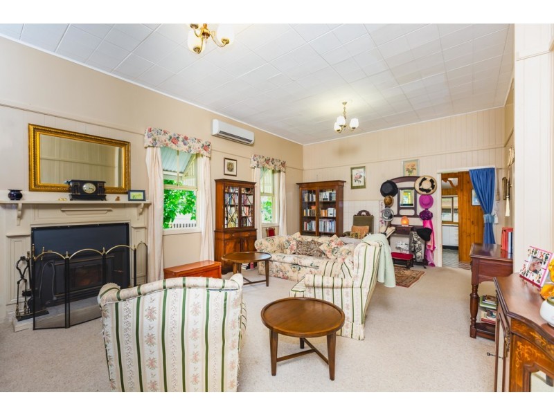 28 Nolan Street, Crows Nest QLD 4355