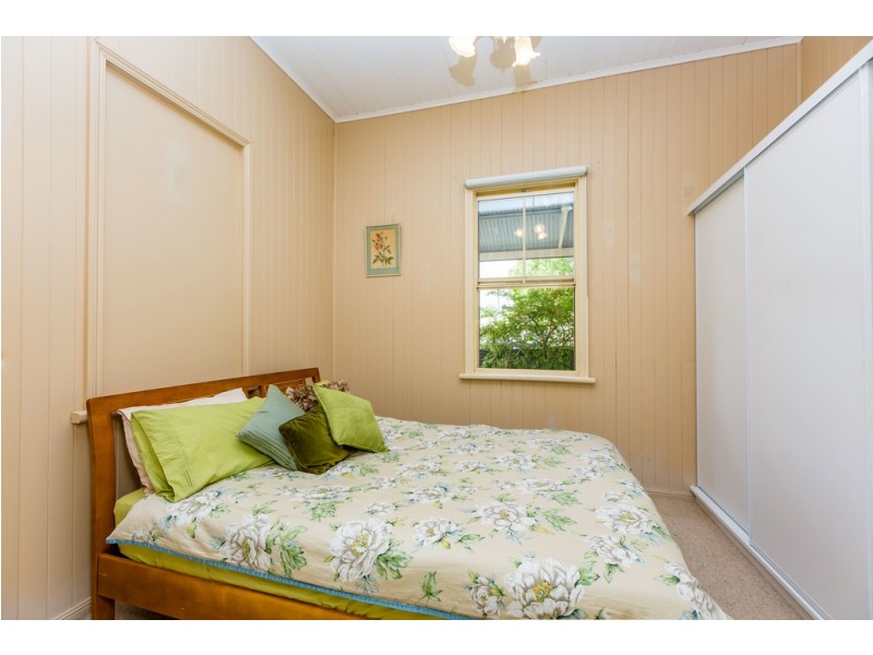 28 Nolan Street, Crows Nest QLD 4355