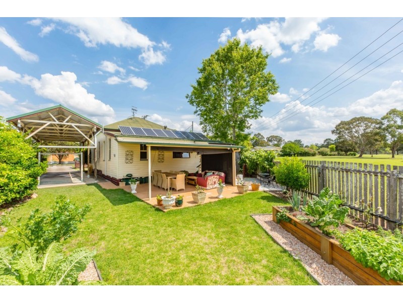 28 Nolan Street, Crows Nest QLD 4355