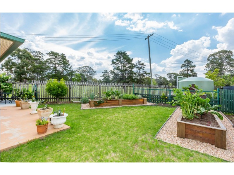 28 Nolan Street, Crows Nest QLD 4355