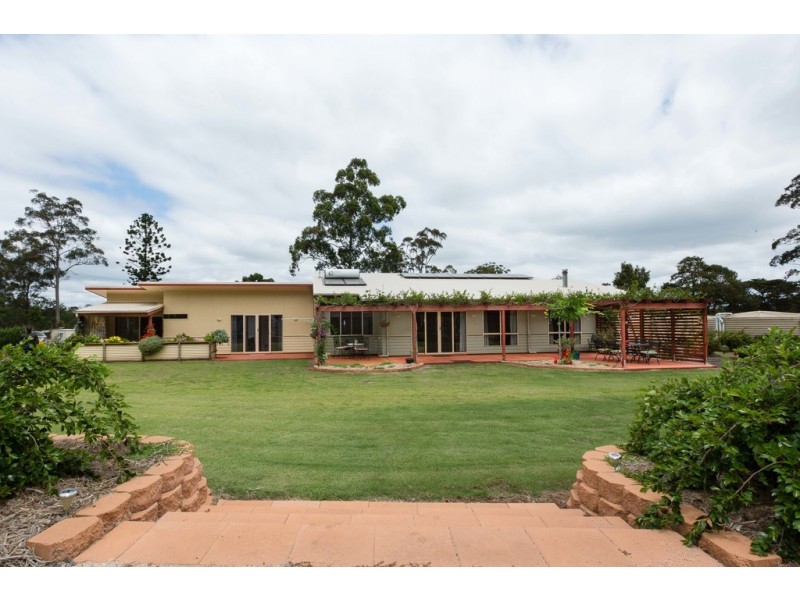 18 William Street, Pechey QLD 4352