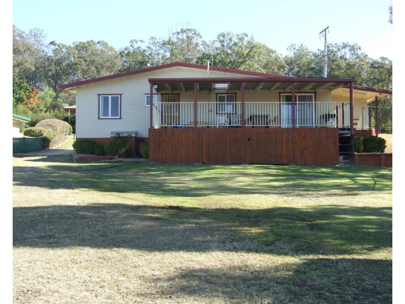 29 Railway Terrace, Crows Nest QLD 4355