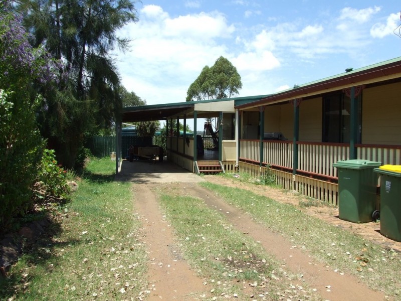 24 Harth Street, Goombungee QLD 4354