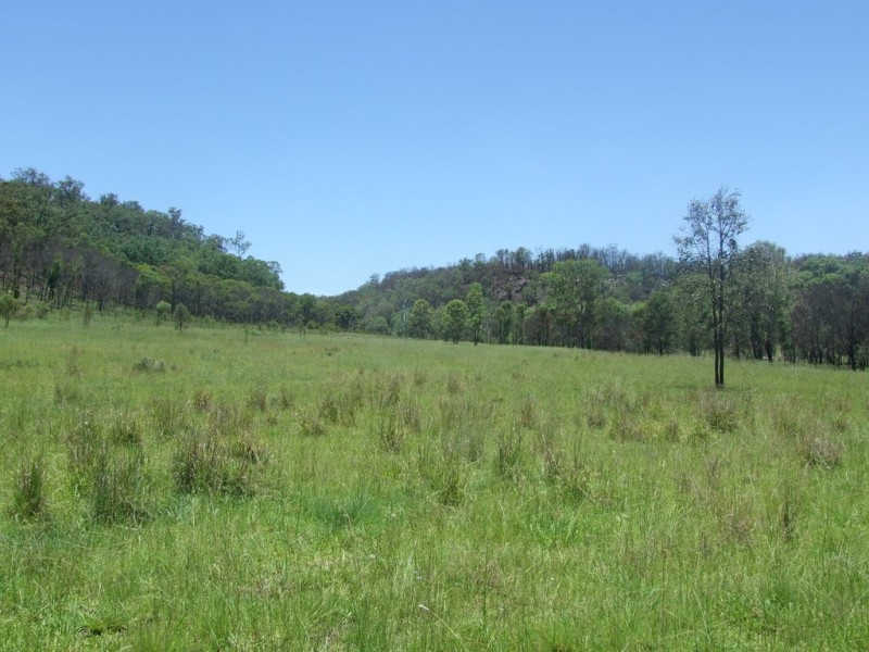 90 Old Emu Creek Road, Emu Creek QLD 4355