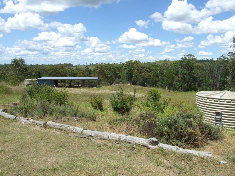 664 Austin Road, Crows Nest QLD 4355