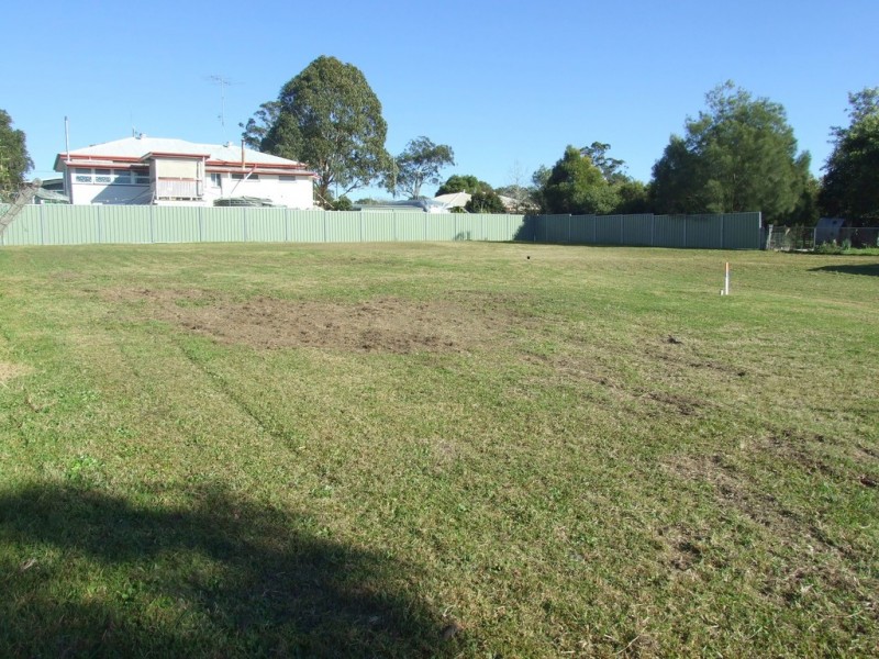 1a Gleeson Street, Crows Nest QLD 4355