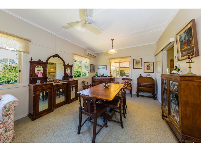 13 Gleeson Street, Crows Nest QLD 4355